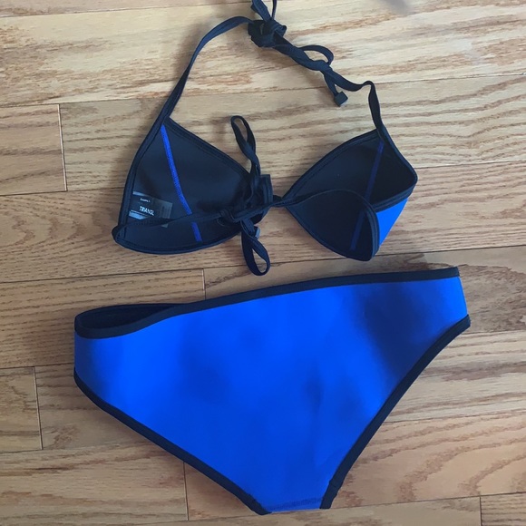 Blue Triangl Swim set size S top Size L bottom - Picture 2 of 4
